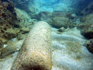 Cesarea Marittima 16 Colonna su fondale